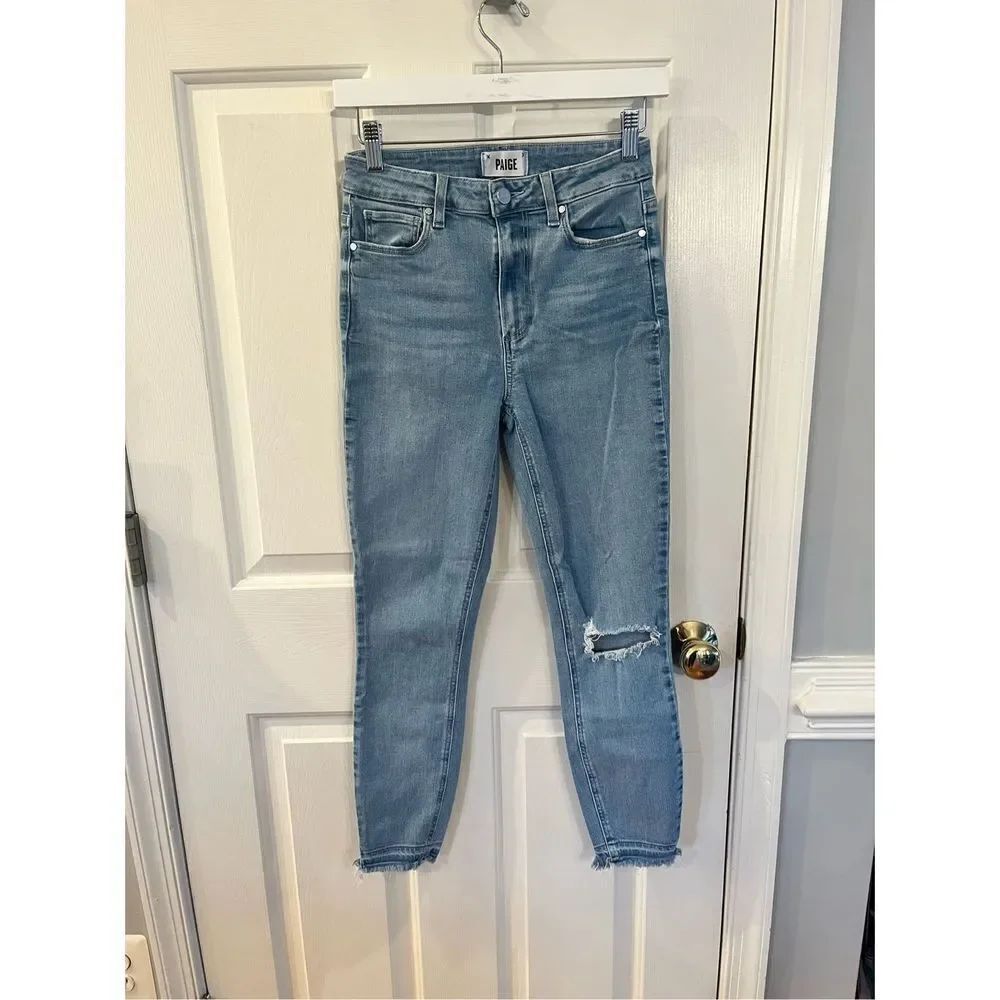 Paige Margot Crop Distressed Light Wash Jeans sz 26 EUC